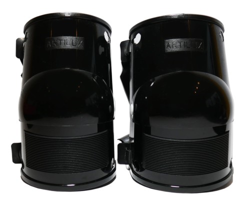 nakolanniki artilux biale tlo.jpg